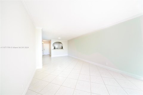 Copropriété à vendre à Fort Lauderdale, Floride: 1 chambre, 66.89 m2 № 1391918 - photo 12