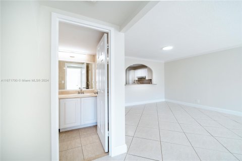 Copropriété à vendre à Fort Lauderdale, Floride: 1 chambre, 66.89 m2 № 1391918 - photo 27