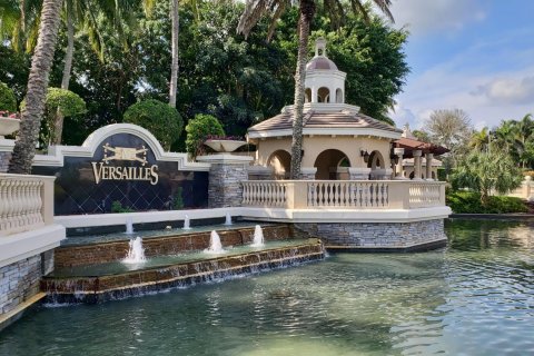 Villa ou maison à vendre à Wellington, Floride: 4 chambres, 339.19 m2 № 1127788 - photo 13