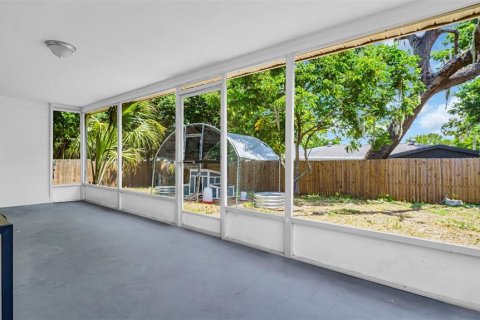 Villa ou maison à vendre à Port Richey, Floride: 2 chambres, 91.97 m2 № 1336669 - photo 29