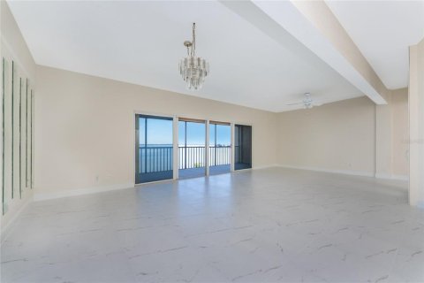 Copropriété à vendre à Punta Gorda, Floride: 2 chambres, 146.41 m2 № 1243188 - photo 8