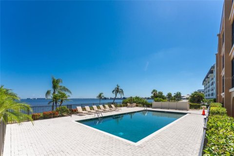 Copropriété à vendre à Punta Gorda, Floride: 2 chambres, 146.41 m2 № 1243188 - photo 3