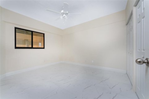 Condo in Punta Gorda, Florida, 2 bedrooms  № 1243188 - photo 27