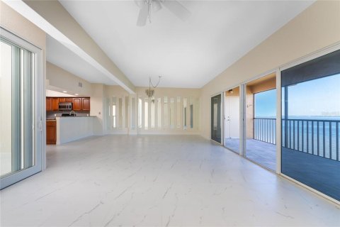 Copropriété à vendre à Punta Gorda, Floride: 2 chambres, 146.41 m2 № 1243188 - photo 10