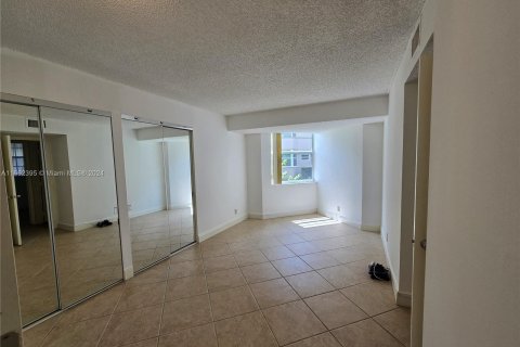 Condo in Davie, Florida, 3 bedrooms  № 1391751 - photo 21