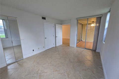 Condo in Davie, Florida, 3 bedrooms  № 1391751 - photo 29