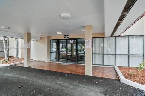 Copropriété à vendre à Lauderhill, Floride: 2 chambres, 90.3 m2 № 1306085 - photo 14