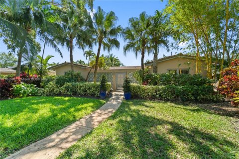 Villa ou maison à vendre à Miami Shores, Floride: 3 chambres, 188.03 m2 № 1078878 - photo 2