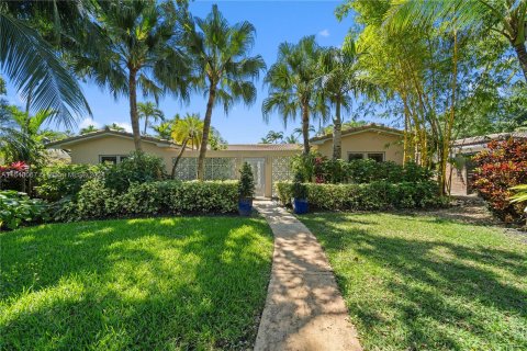 Villa ou maison à vendre à Miami Shores, Floride: 3 chambres, 188.03 m2 № 1078878 - photo 3