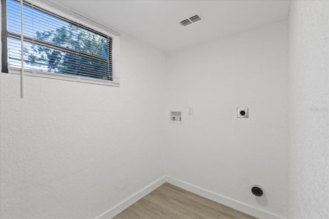 Casa en venta en Tampa, Florida, 3 dormitorios, 96.99 m2 № 1371408 - foto 20