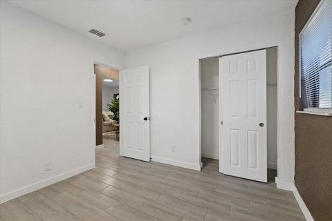 Casa en venta en Tampa, Florida, 3 dormitorios, 96.99 m2 № 1371408 - foto 14