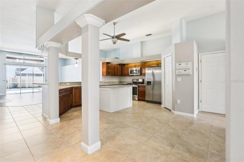 Casa en venta en Tampa, Florida, 4 dormitorios, 269.7 m2 № 1371437 - foto 13