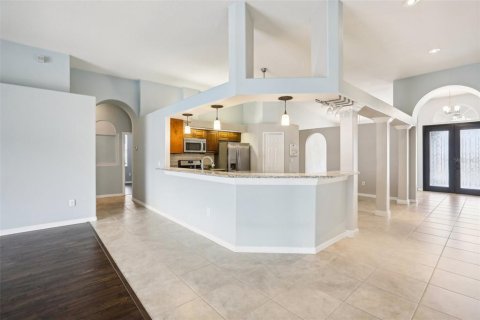 Casa en venta en Tampa, Florida, 4 dormitorios, 269.7 m2 № 1371437 - foto 8