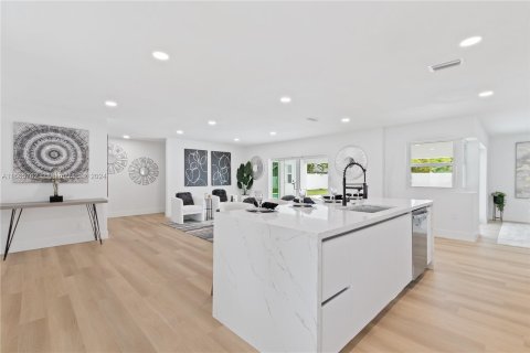 Casa en venta en Boca Raton, Florida, 3 dormitorios, 170.38 m2 № 1388132 - foto 10