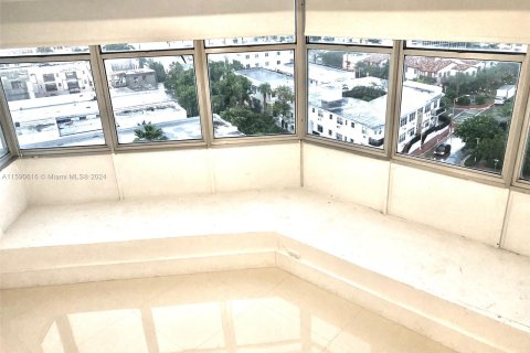 Condominio en venta en Miami Beach, Florida, 2 dormitorios, 87.33 m2 № 1180473 - foto 10