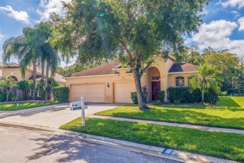 House in Wesley Chapel, Florida 4 bedrooms, 207.26 sq.m. № 1381230 - photo 2