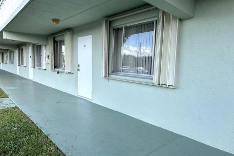 Condominio en venta en Palm Springs, Florida, 2 dormitorios, 81.2 m2 № 832819 - foto 16