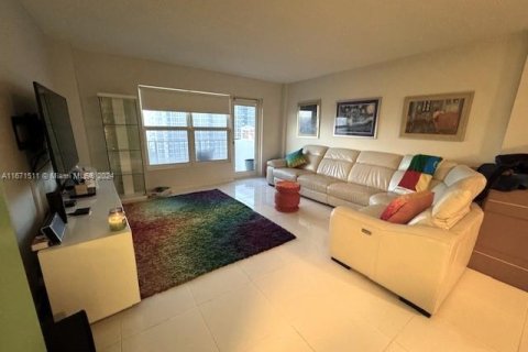 Condominio en venta en Pompano Beach, Florida, 1 dormitorio, 82.68 m2 № 1391885 - foto 5