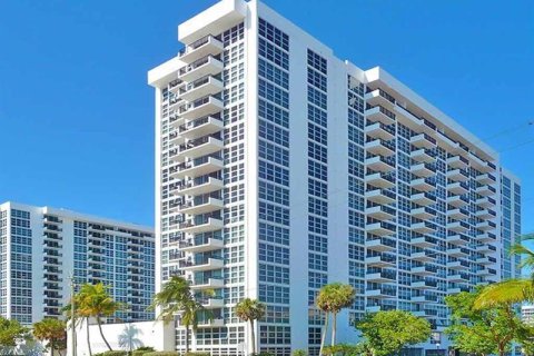 Copropriété à vendre à Pompano Beach, Floride: 2 chambres, 103.59 m2 № 1187604 - photo 21