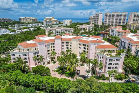 Condominio en venta en Key Biscayne, Florida, 3 dormitorios, 258.36 m2 № 825128 - foto 28