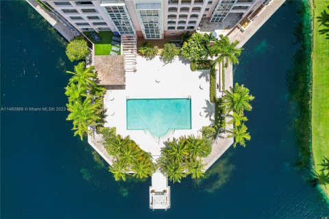 Condominio en venta en Key Biscayne, Florida, 3 dormitorios, 258.36 m2 № 825128 - foto 20