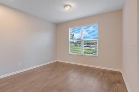 Townhouse in Winter Garden, Florida 3 bedrooms, 219.25 sq.m. № 1392387 - photo 9