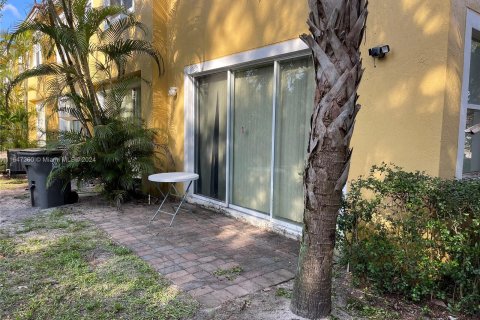 Townhouse in West Palm Beach, Florida 3 bedrooms, 149.48 sq.m. № 1329983 - photo 19