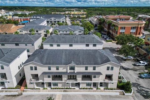 Touwnhouse à vendre à Orlando, Floride: 3 chambres, 179.39 m2 № 1376837 - photo 8