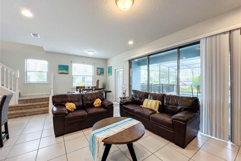 Townhouse in Kissimmee, Florida 5 bedrooms, 210.42 sq.m. № 1411229 - photo 7