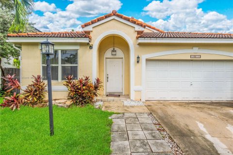 Villa ou maison à vendre à Miami, Floride: 3 chambres, 155.7 m2 № 1377107 - photo 4