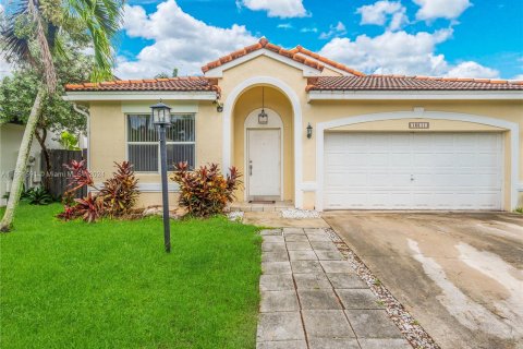 Villa ou maison à vendre à Miami, Floride: 3 chambres, 155.7 m2 № 1377107 - photo 5