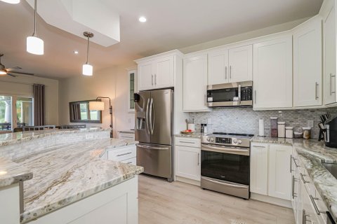 Condo in Vero Beach, Florida, 1 bedroom  № 1180140 - photo 27