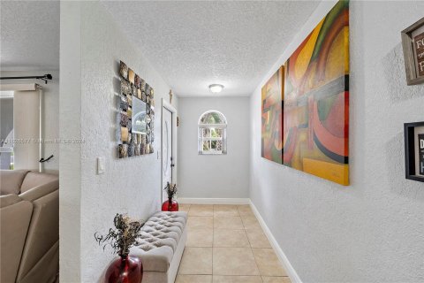 Casa en venta en Coral Springs, Florida, 4 dormitorios, 183.2 m2 № 1280828 - foto 20