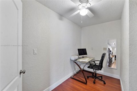 Casa en venta en Coral Springs, Florida, 4 dormitorios, 183.2 m2 № 1280828 - foto 7