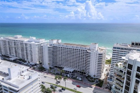 Copropriété à vendre à Miami Beach, Floride: 2 chambres, 97.36 m2 № 1400008 - photo 15