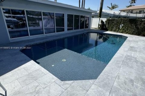 Villa ou maison à vendre à Fort Lauderdale, Floride: 3 chambres, 211.45 m2 № 1102820 - photo 2