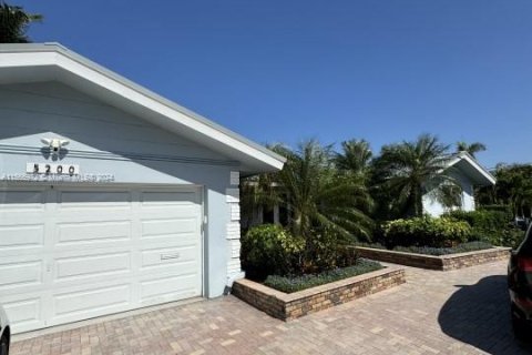 Villa ou maison à vendre à Fort Lauderdale, Floride: 3 chambres, 211.45 m2 № 1102820 - photo 8