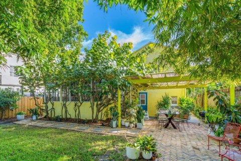 Villa ou maison à vendre à Lake Worth, Floride: 2 chambres, 120.31 m2 № 1182466 - photo 17