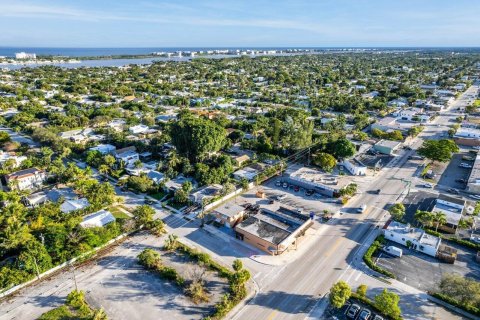 Villa ou maison à vendre à Lake Worth, Floride: 2 chambres, 120.31 m2 № 1182466 - photo 5