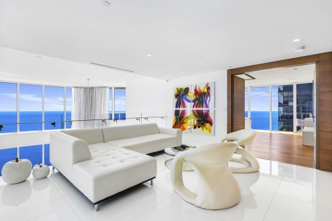 Condo in Sunny Isles Beach, Florida, 4 bedrooms  № 1182465 - photo 16