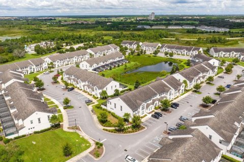 Touwnhouse à vendre à Davenport, Floride: 4 chambres, 194.54 m2 № 1243035 - photo 4