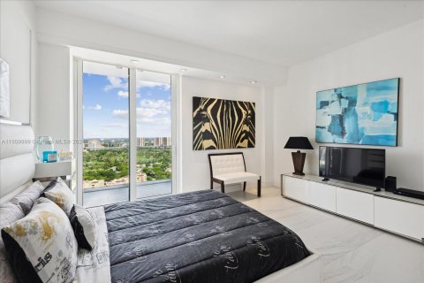 Condo in Aventura, Florida, 2 bedrooms  № 1232222 - photo 16