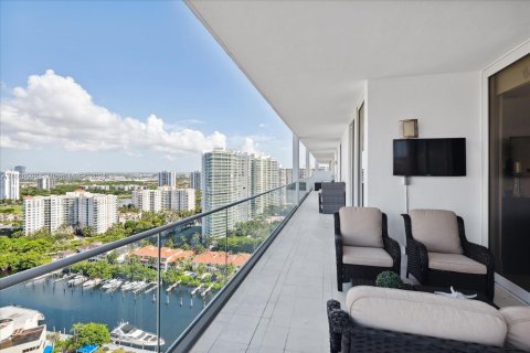 Condo in Aventura, Florida, 2 bedrooms  № 1232222 - photo 20