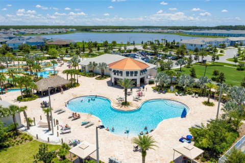 Villa ou maison à vendre à Kissimmee, Floride: 5 chambres, 286.23 m2 № 1356588 - photo 28