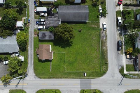 Terrain à vendre à Hollywood, Floride № 656162 - photo 8