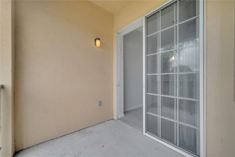 Condo in Davenport, Florida, 3 bedrooms  № 1390853 - photo 13