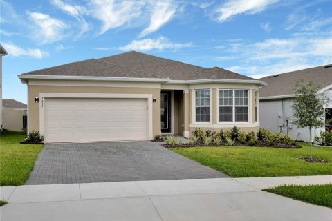 House in Clermont, Florida 4 bedrooms, 199.18 sq.m. № 1390807 - photo 1