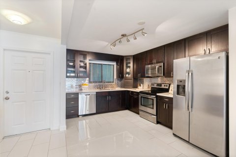 Copropriété à vendre à South Palm Beach, Floride: 2 chambres, 111.85 m2 № 1217529 - photo 19