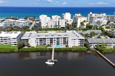 Copropriété à vendre à South Palm Beach, Floride: 2 chambres, 111.85 m2 № 1217529 - photo 2