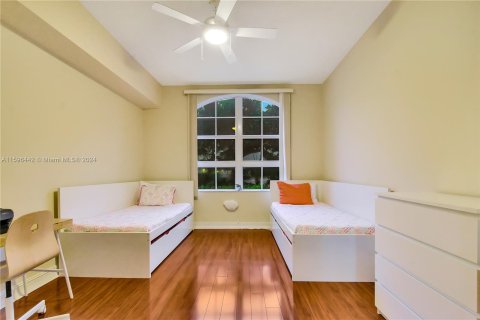 Condo in Aventura, Florida, 2 bedrooms  № 1206111 - photo 4